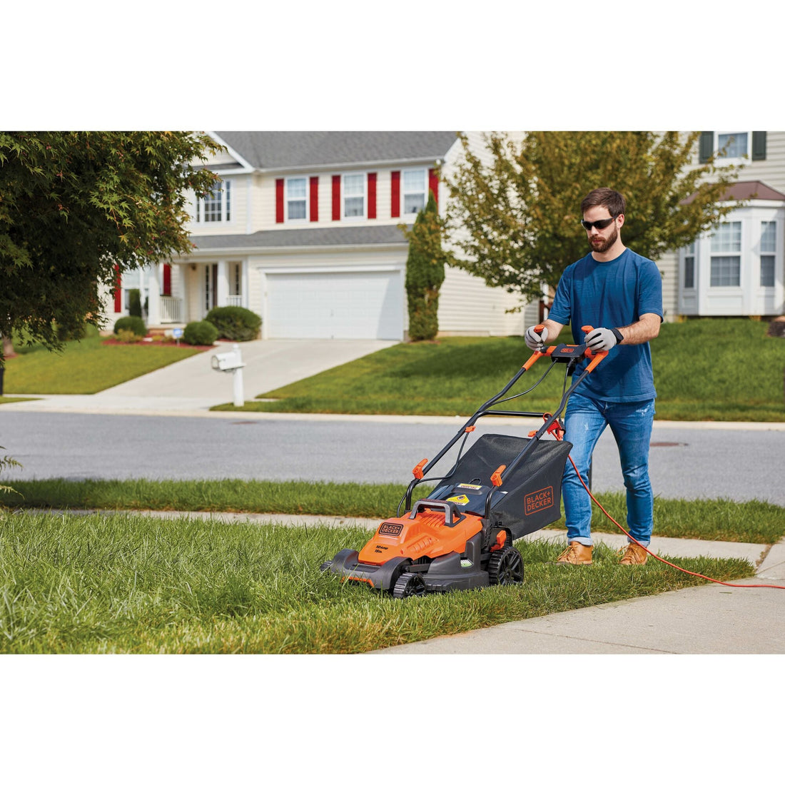 Corded Electric Lawn Mower With Bike Handle, 10-Amp, 15-Inch